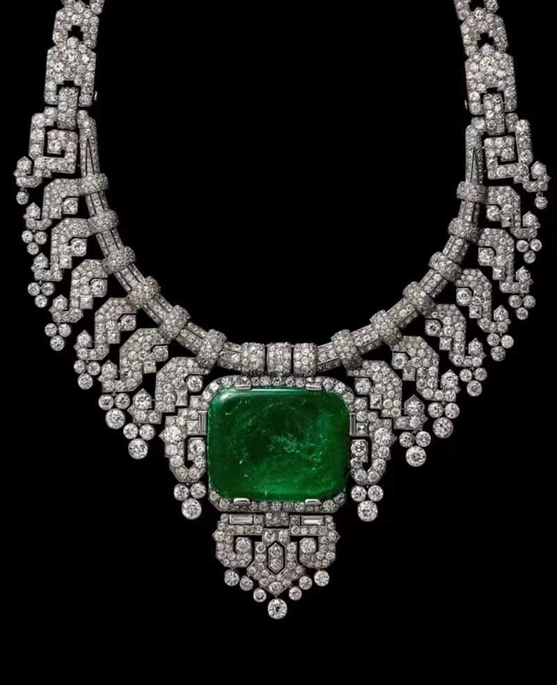 The Evolution of Islamic Jewelry