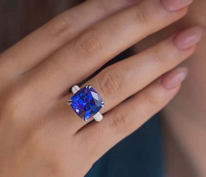 Best Diamond Alternatives for Your Engagement Ring