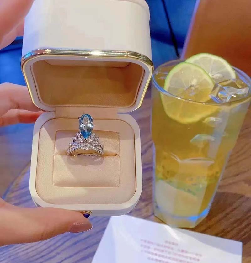 Best Diamond Alternatives for Your Engagement Ring