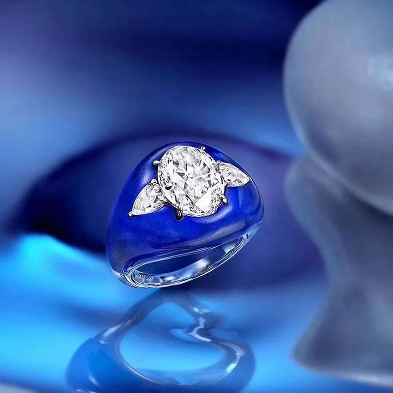 Although the great brands in jewelry do not consider cost when developing stacking jewelry