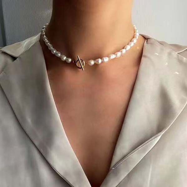 What are the most popular necklace clasps?