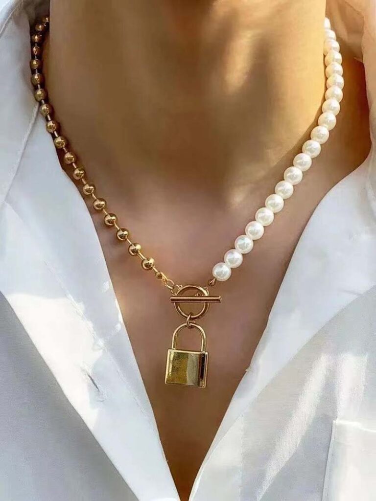 What are the most popular necklace clasps?