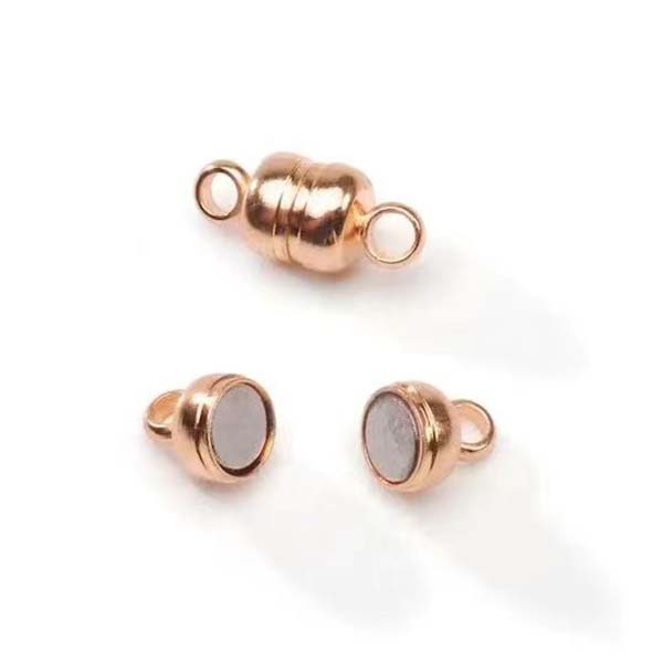 What are the most popular necklace clasps?