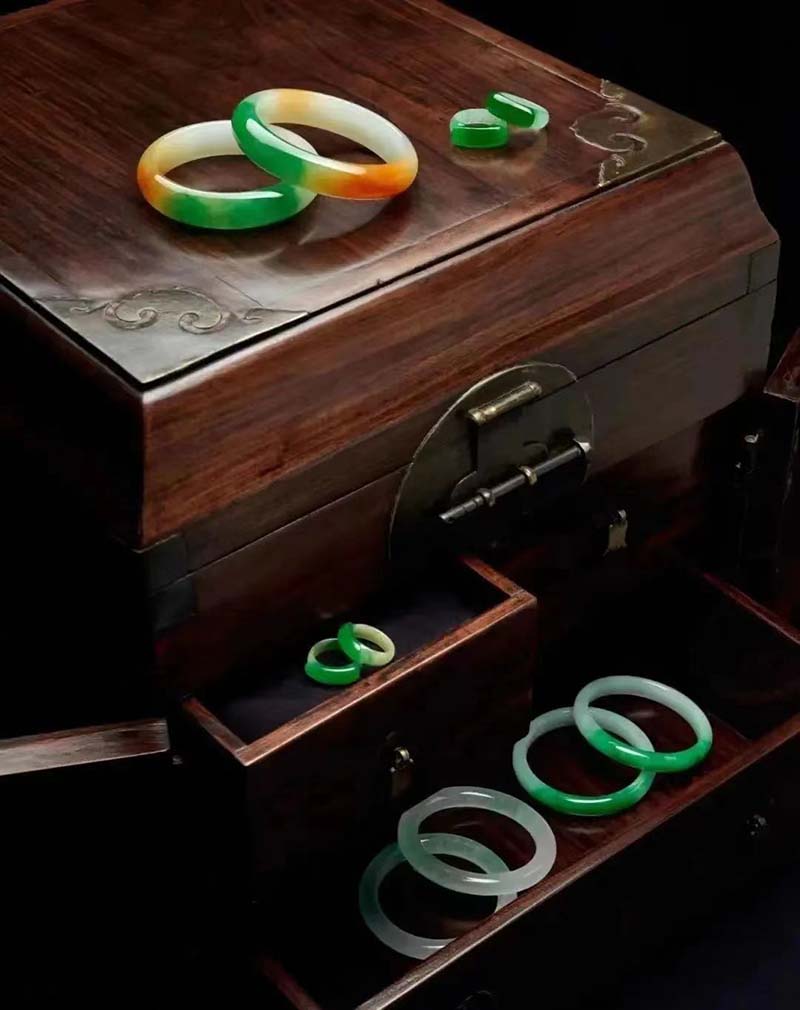 Soul torture: What kind of gemstones are worth heirlooms?