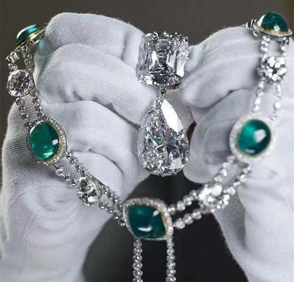 Soul torture: What kind of gemstones are worth heirlooms?